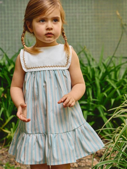 Vestido con rayas