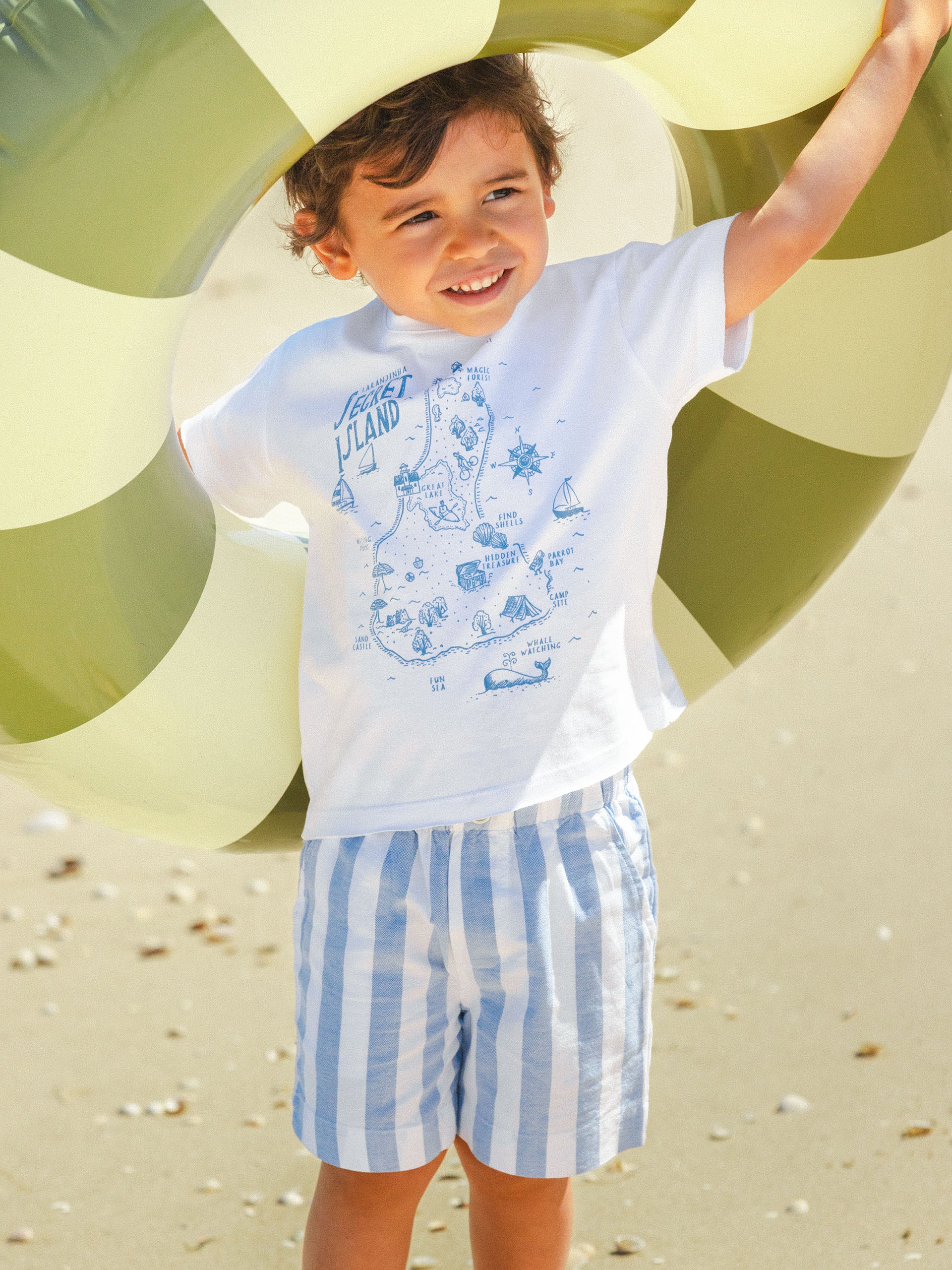 Camisa y Short “Secret Island”