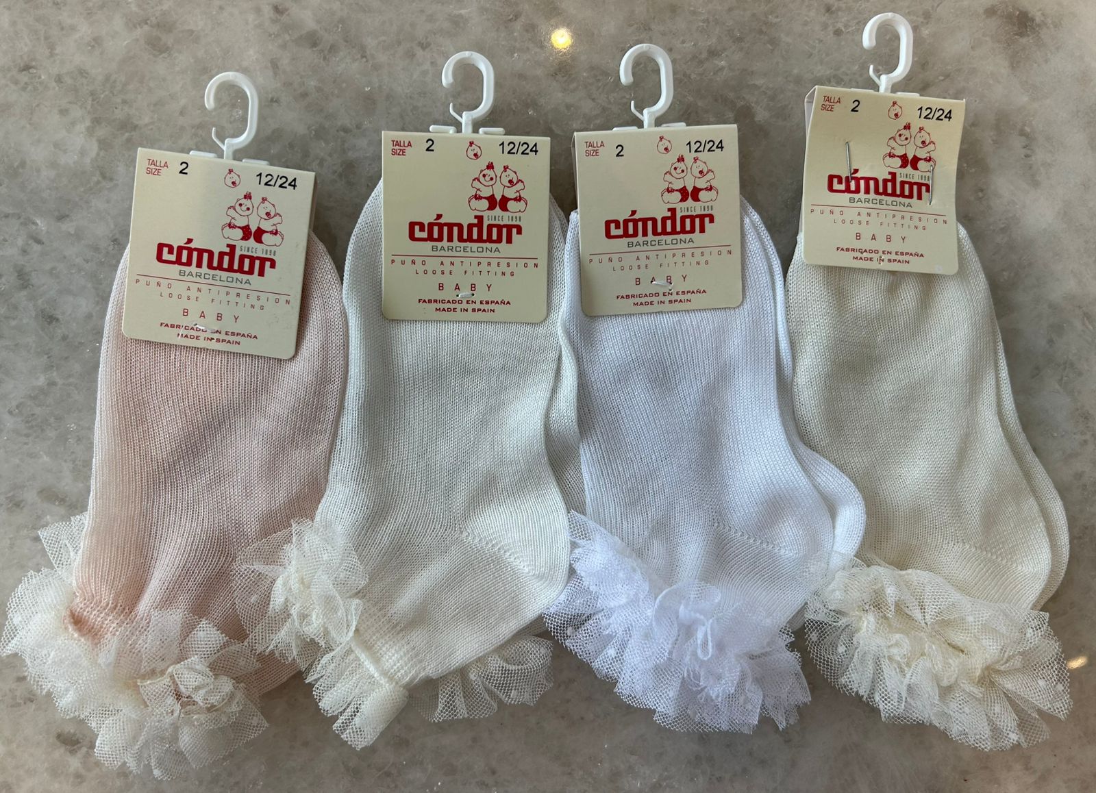 Ankle socks with bobbin flounce