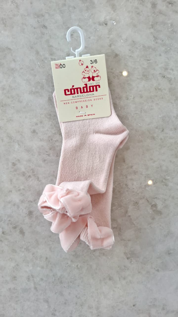 Calcetines altos cinta terciopelo fruncida en puño