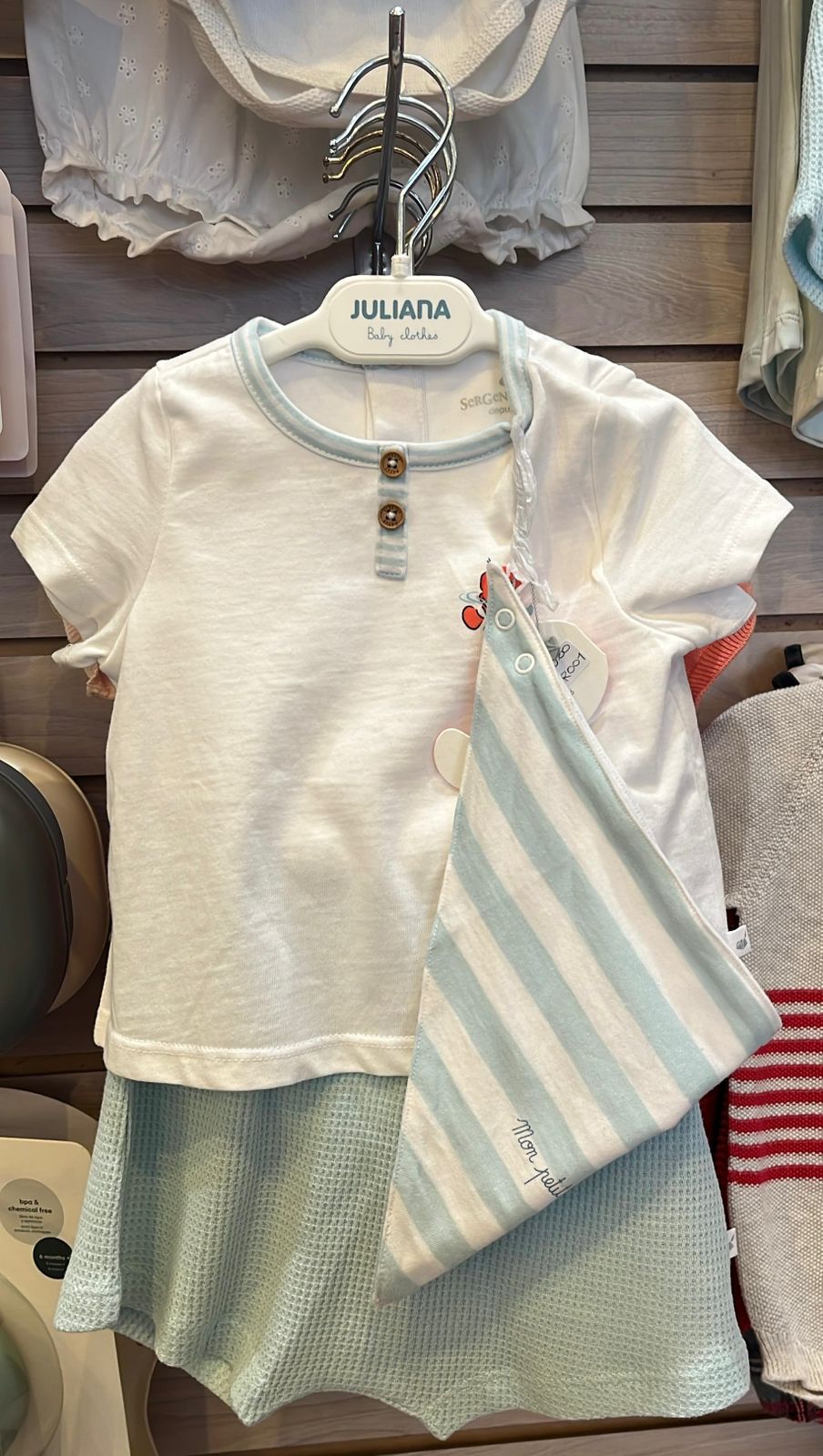 Conjunto manga Corta, pantalones corto y Bandada