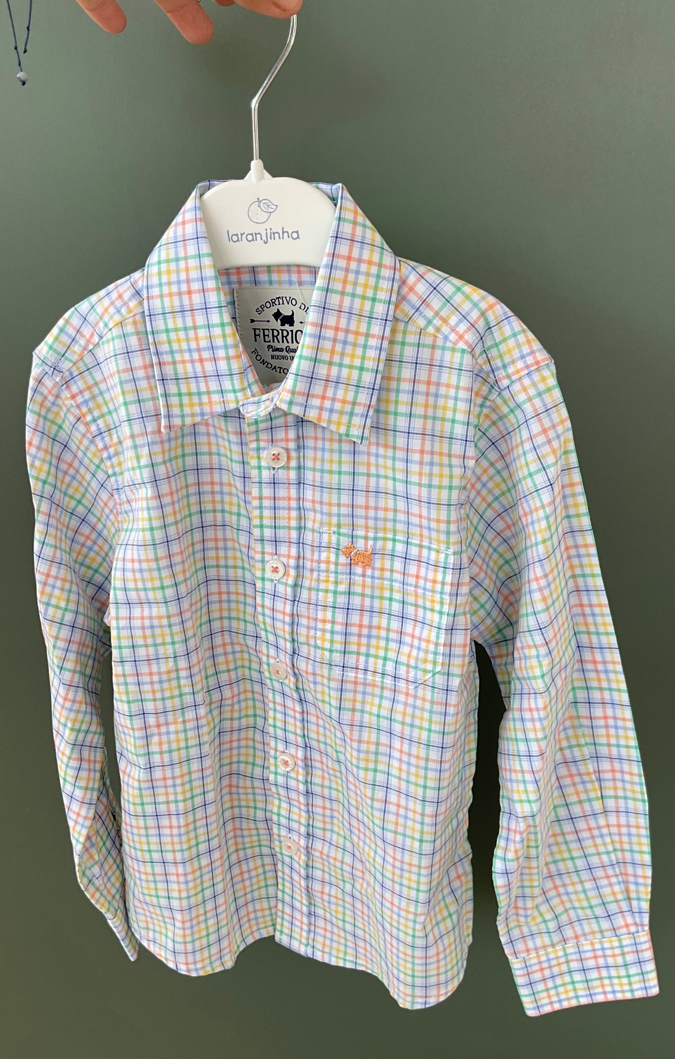Long-sleeved shirt