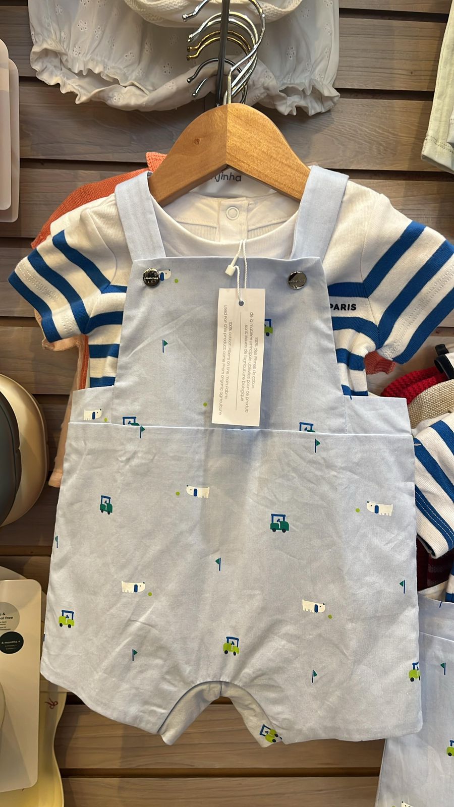 Conjunto Peto y camiseta con estampado de cochecitos de golf